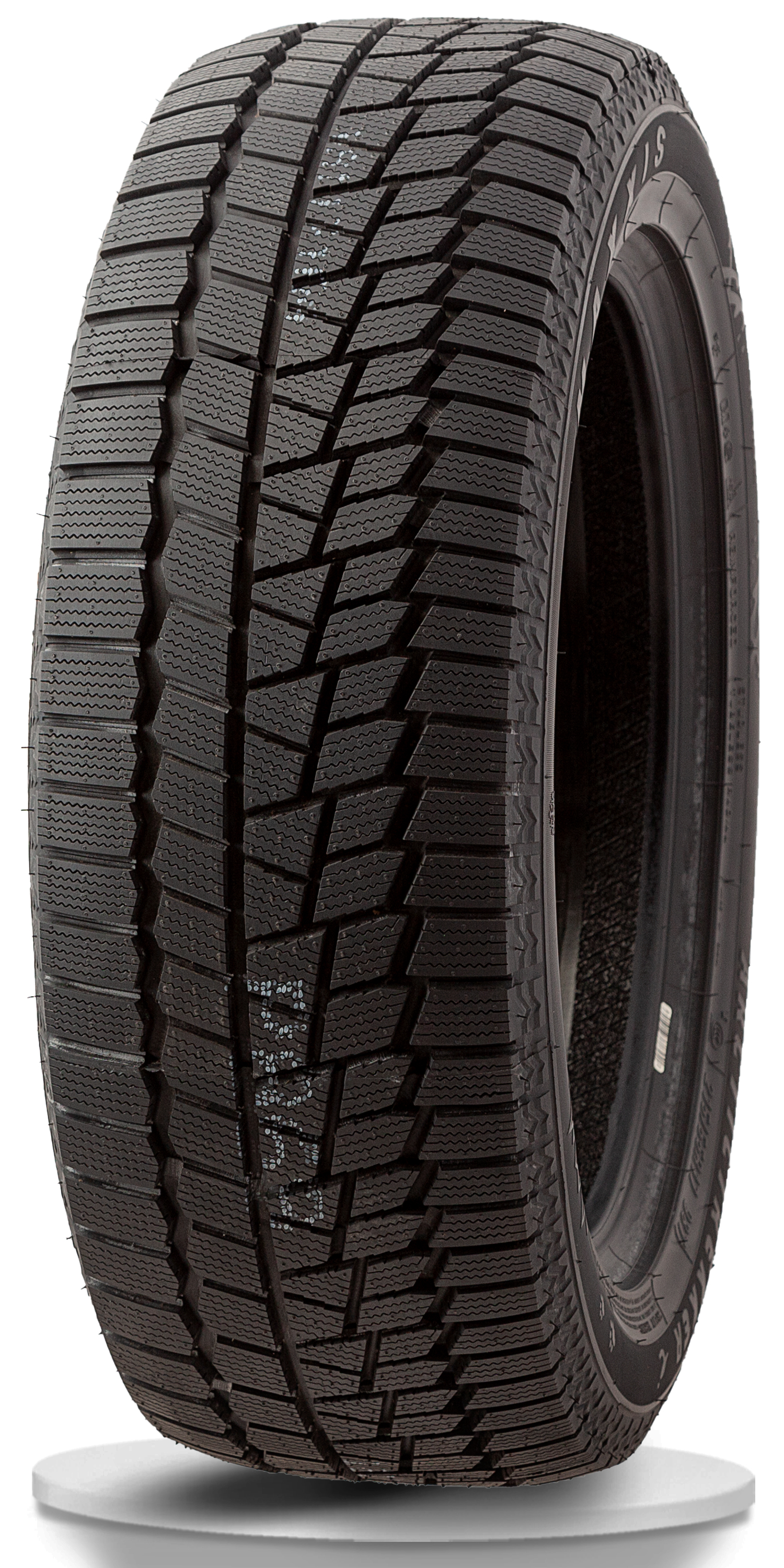 235/45R17    MAXXIS Arctic Trekker SP-02  97T