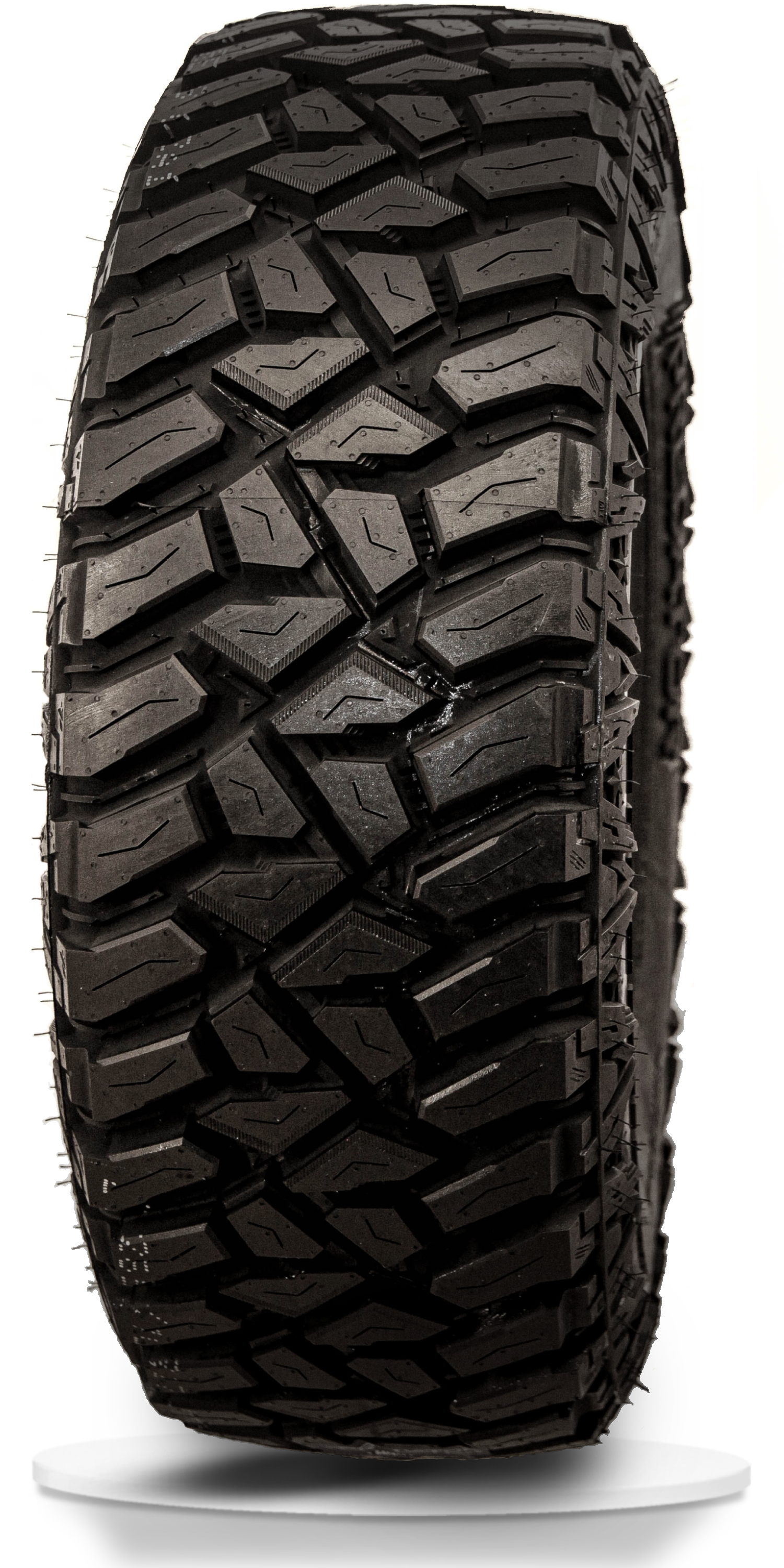285/70R17LT    Predator New Mutant X-MT  121/118Q 10PR